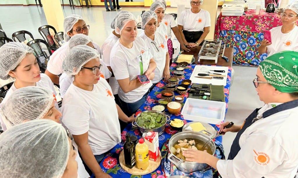 UNINDO CULINÁRIA E EMPREENDEDORISMO, PROJETO FORMOU MAIS DE 300 PESSOAS EM BARCARENA E ABAETETUBA