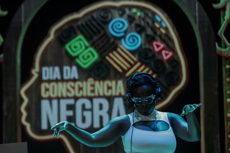 Mais da metade dos negros diz não saber como denunciar caso de racismo