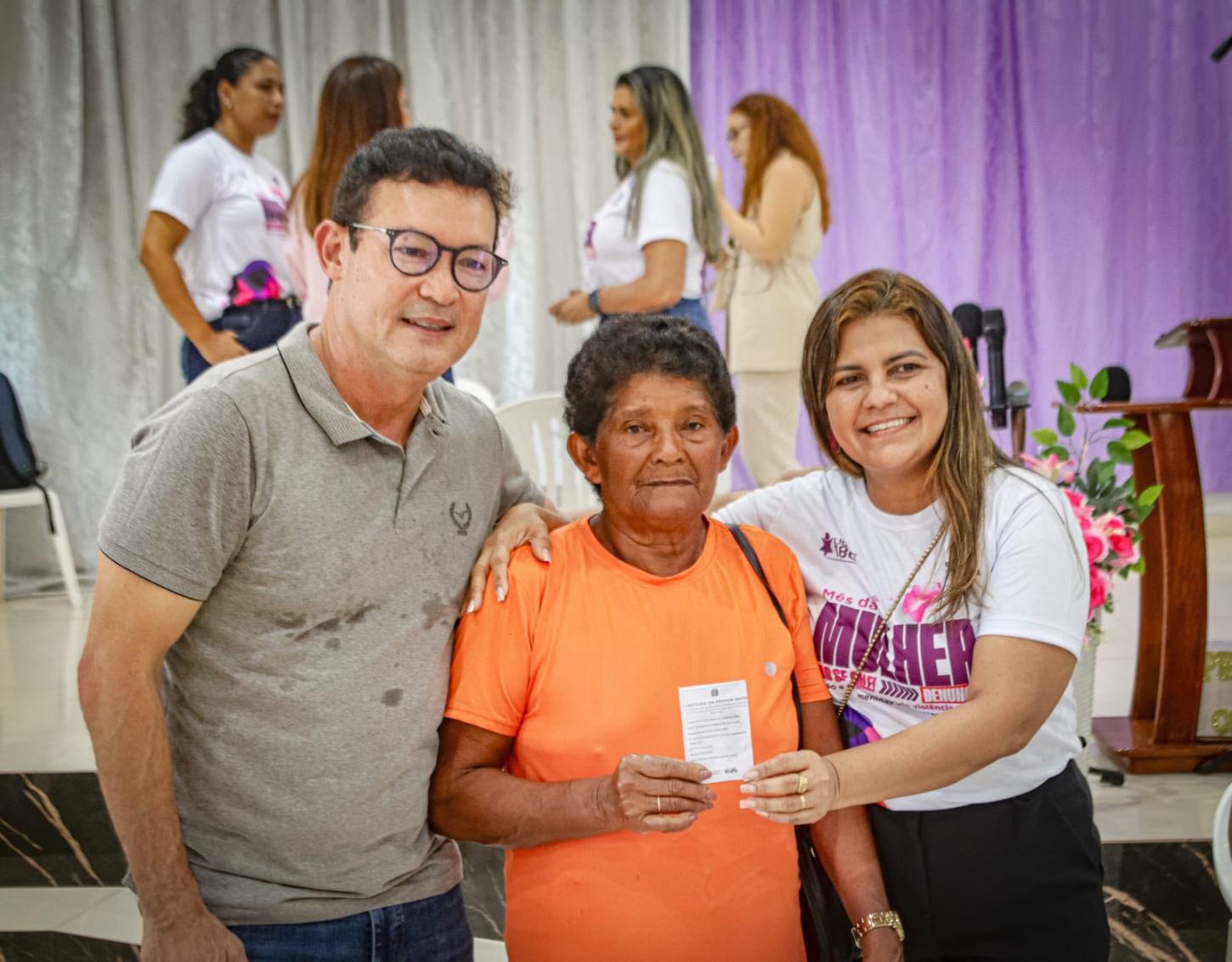 Prefeitura leva Ação Mulher à comunidade Renascer com Cristo em Barcarena