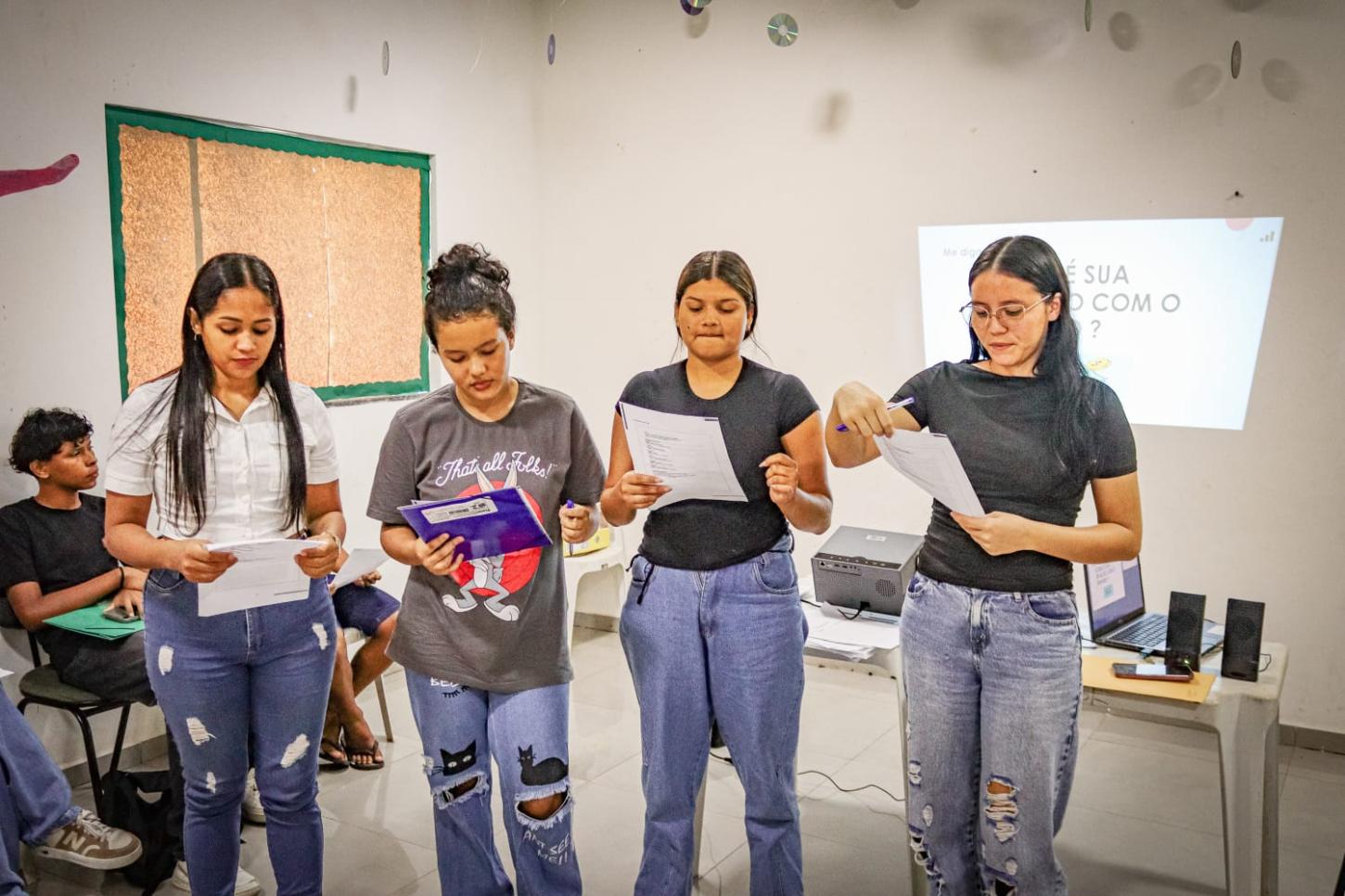 Ao longo da capacitação, os participantes tiveram acesso a quatro oficinas temáticas que combinaram atividades práticas, debates e dinâmicas em grupo.