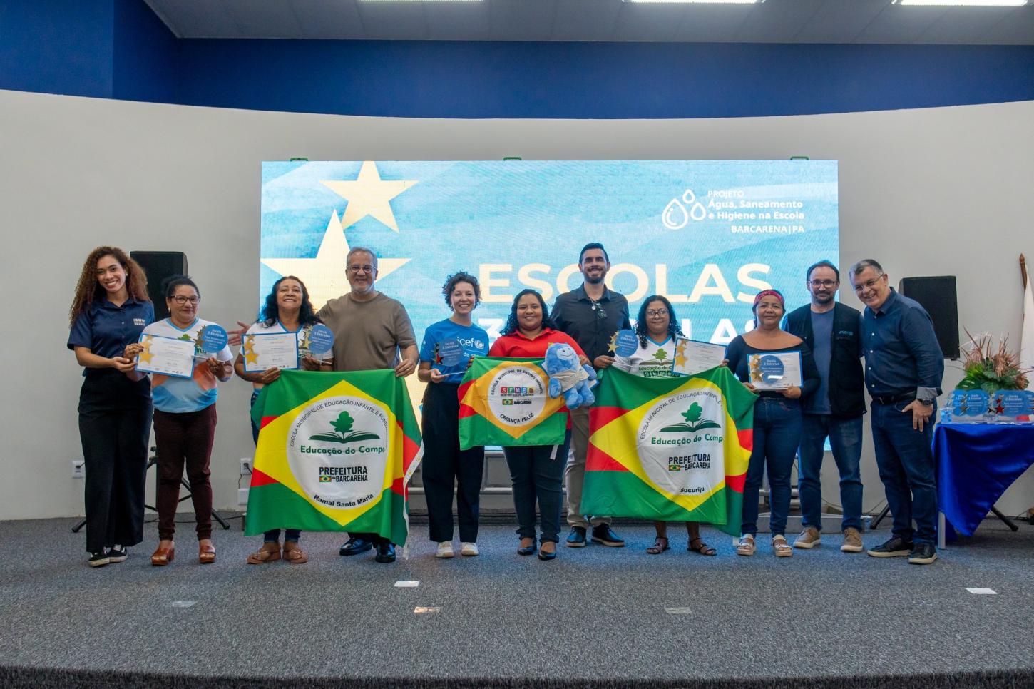 Além das intervenções estruturais, a iniciativa também investiu em atividades pedagógicas voltadas para estudantes, professores e gestores, reforçando a importância da educação em saúde e sustentabilidade.