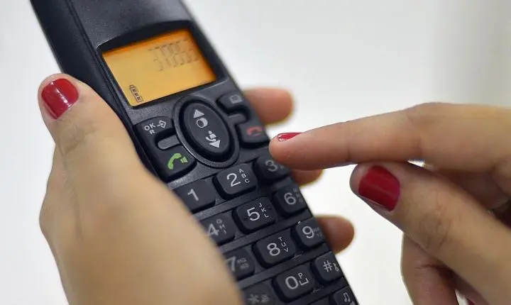 Serviço de telefonia fixa da operadora Oi é vendido por R$ 60 milhões